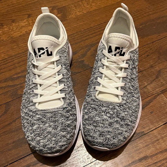 APL Shoes - APL TechLoom Phantom Running Shoe